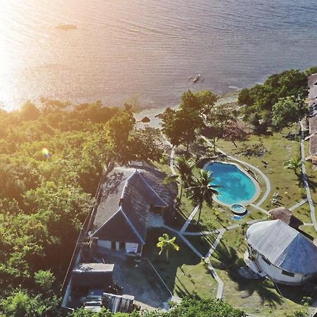 Cuestas Beach Resort And Restaurant Badian Eksteriør bilde