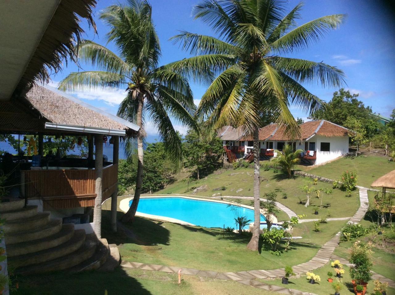 Cuestas Beach Resort And Restaurant Badian Eksteriør bilde