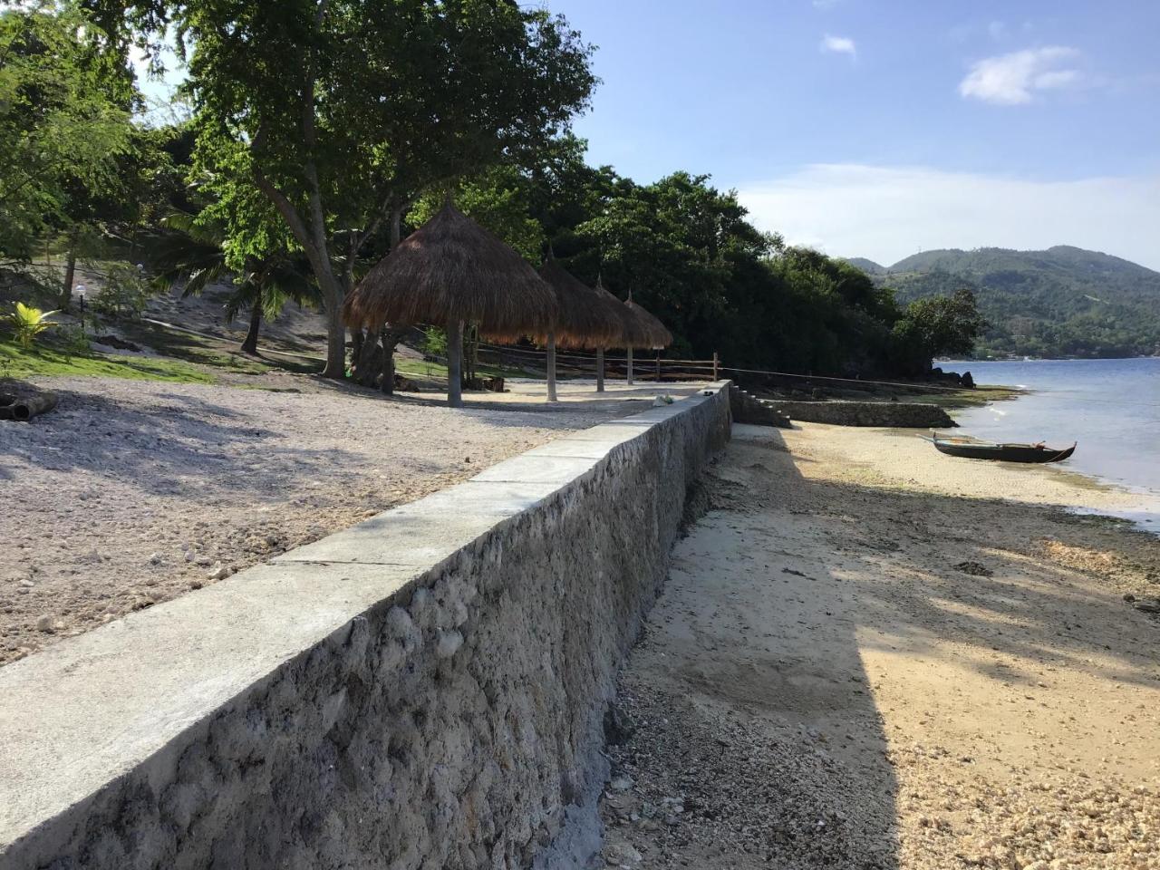 Cuestas Beach Resort And Restaurant Badian Eksteriør bilde
