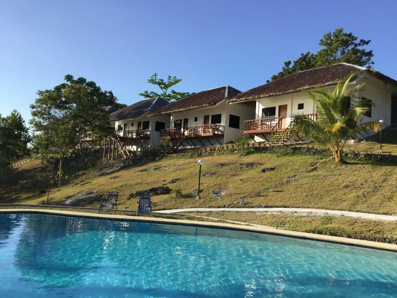 Cuestas Beach Resort And Restaurant Badian Eksteriør bilde