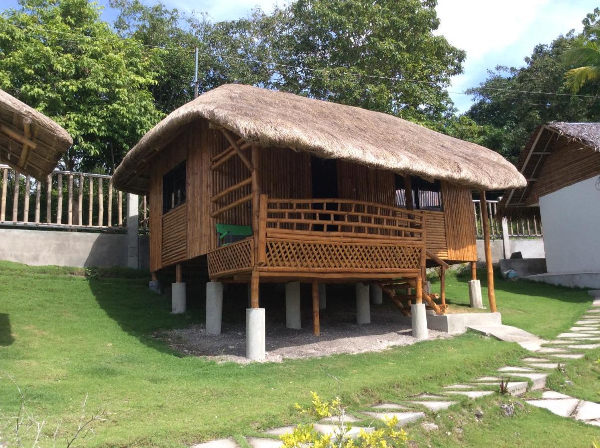 Cuestas Beach Resort And Restaurant Badian Eksteriør bilde